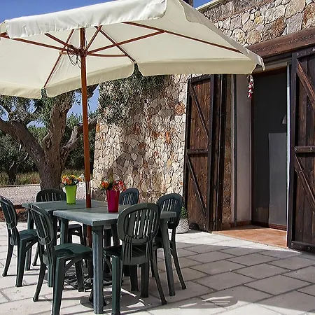 Holiday home Trullo Le Macchie