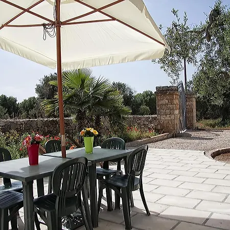 Trullo Le Macchie Torre Suda