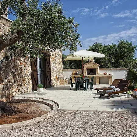 Trullo Le Macchie Торре-Суда