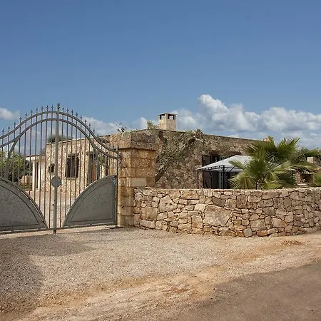 Holiday home Trullo Le Macchie Torre Suda