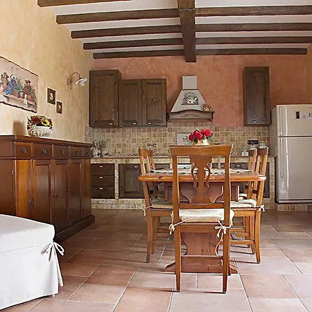 Trullo Le Macchie * Torre Suda